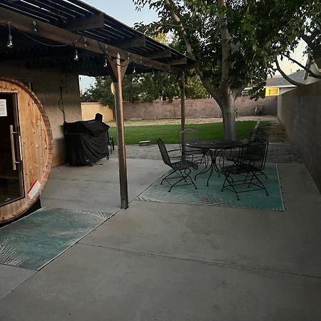 Cheerful 3Br 2Ba Sauna Spa Pool Table Ppong Bbq More Lancaster Exterior photo