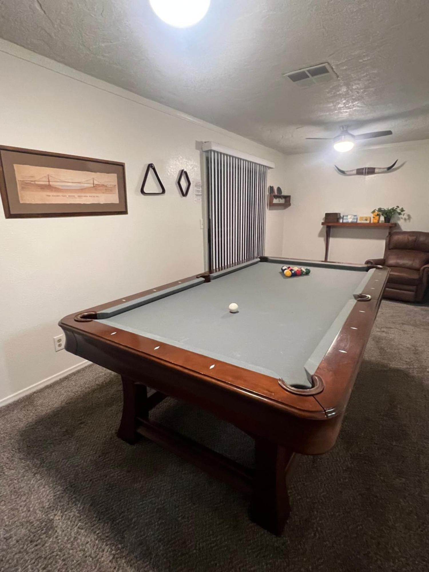 Cheerful 3Br 2Ba Sauna Spa Pool Table Ppong Bbq More Lancaster Exterior photo